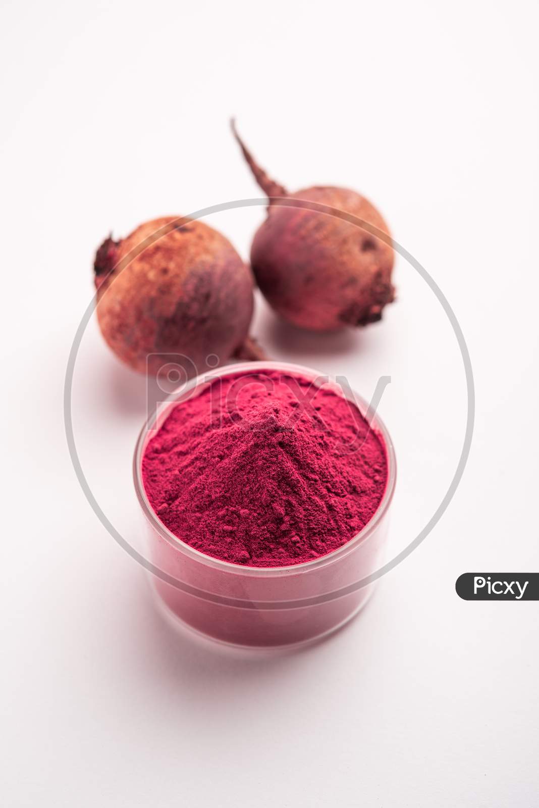 Image of Heap Of Beetroot Or Beet Root Powder With Raw Whole Contains