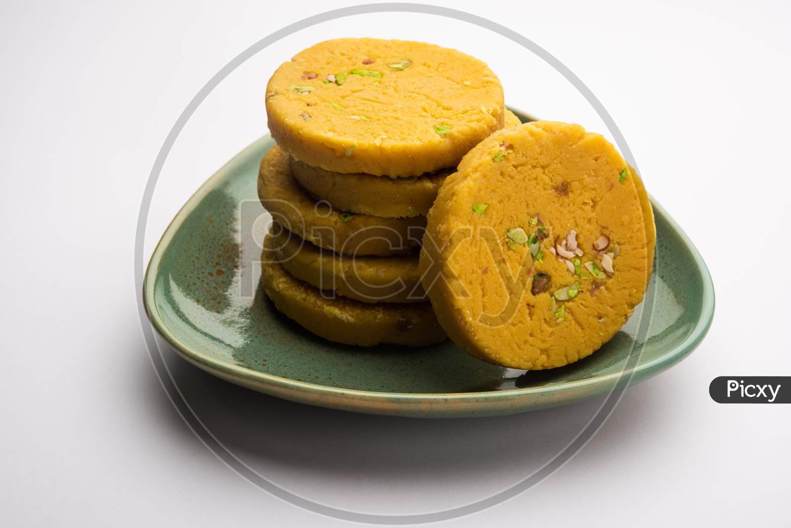 Sohan Halwa Or Halva, Popular Sweet Recipe From Ajmer, India. Served In A Plate
