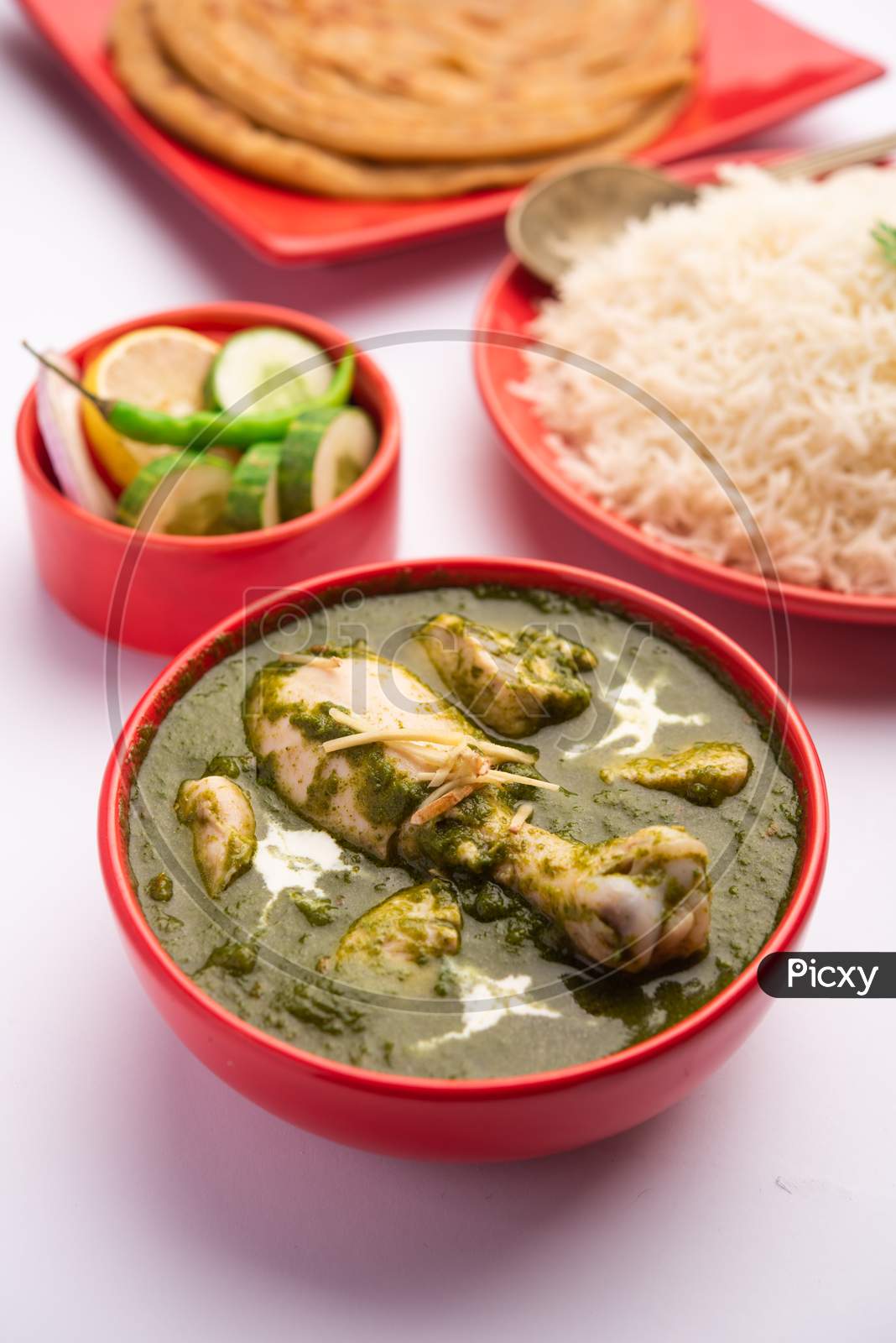 Image of Green Palak Chicken Curry Or Murgh Hariyali Tikka Masala Or ...
