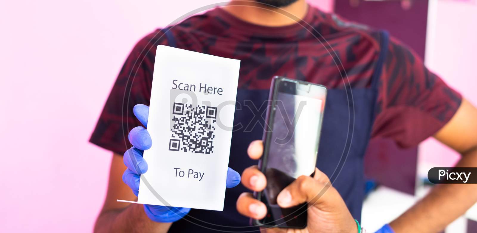 Unrecognizable Close Up Shot Of Customer Making Payment Using Qr Code In Smartphone To Barber - Concept Of E Payment Or Digital Pay, Cashless Technology, Recommending E Pay