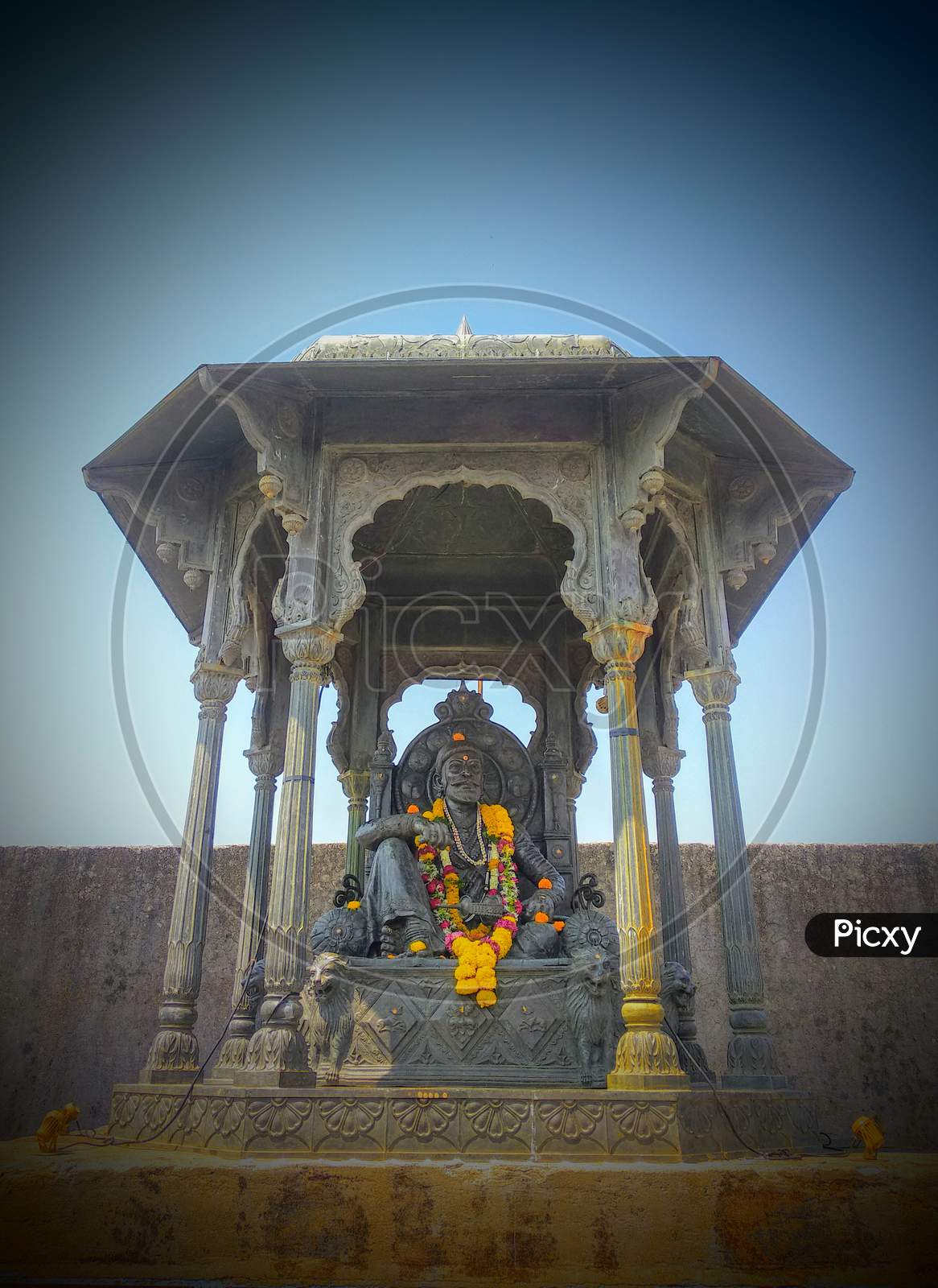 Image of Chhatrapati Shri Shivaji Maharaj-ZA150997-Picxy