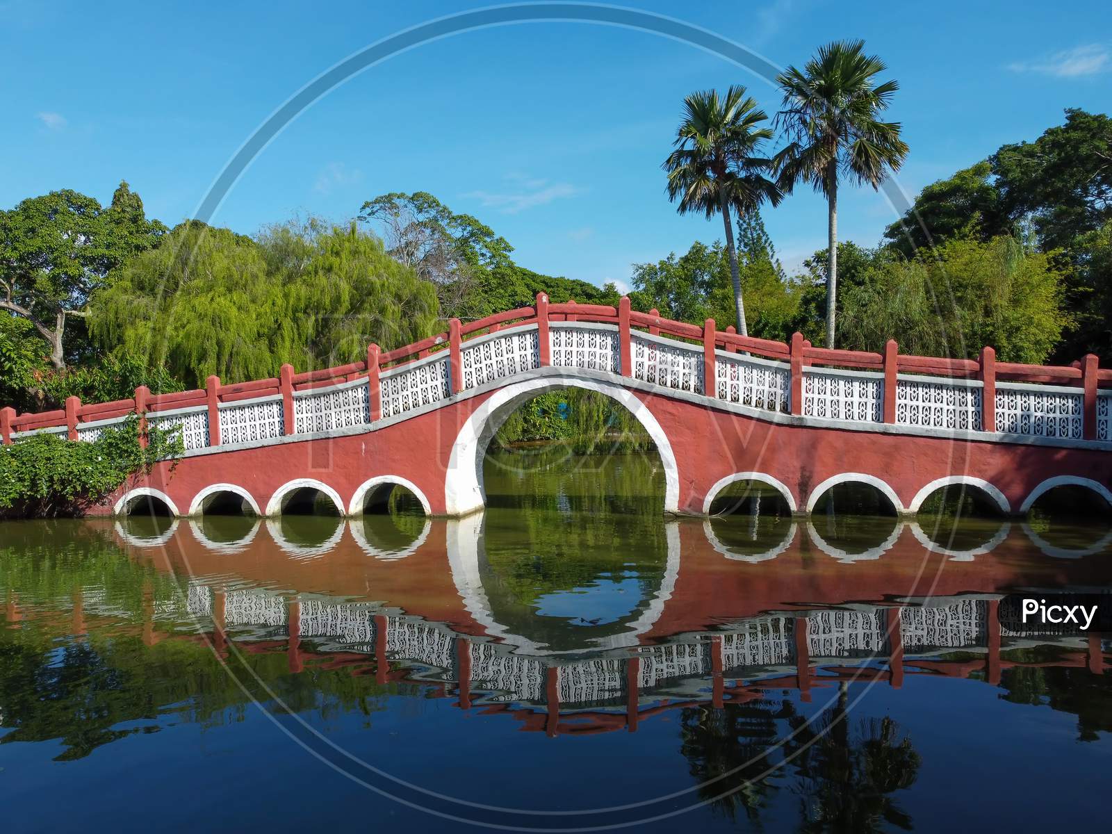 Red Chinese Style Red Traditional Bridge