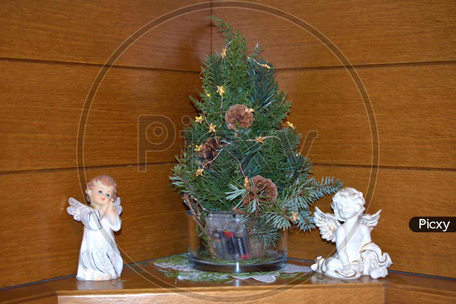 Angels And A Fir Tree For Christmas Decoration 21.12.2020