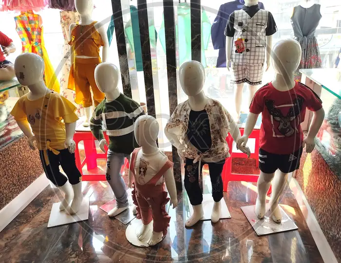 Childrens Mannequins