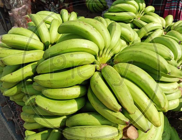 Healthy Raw Banana Bunch Stock