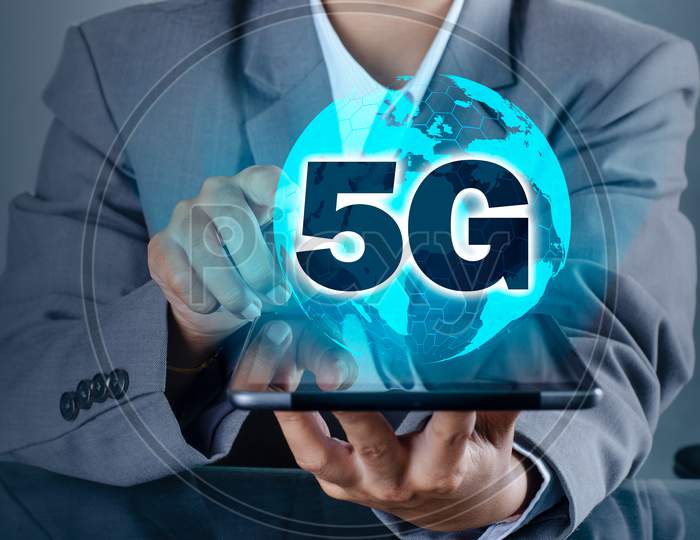 Phone 5G Earth Businessman Connect Worldwide Waiter Hand Holding An Empty Digital Tablet With Smart And 5G Network Connection Concept