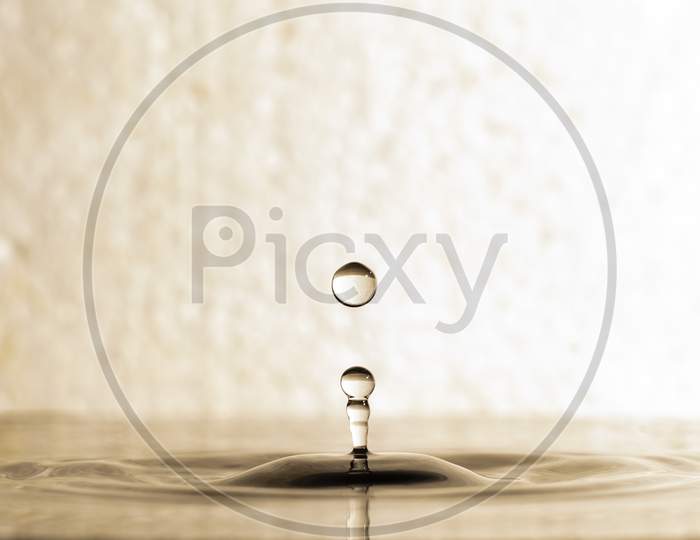 Water Droplets Freezing Motion