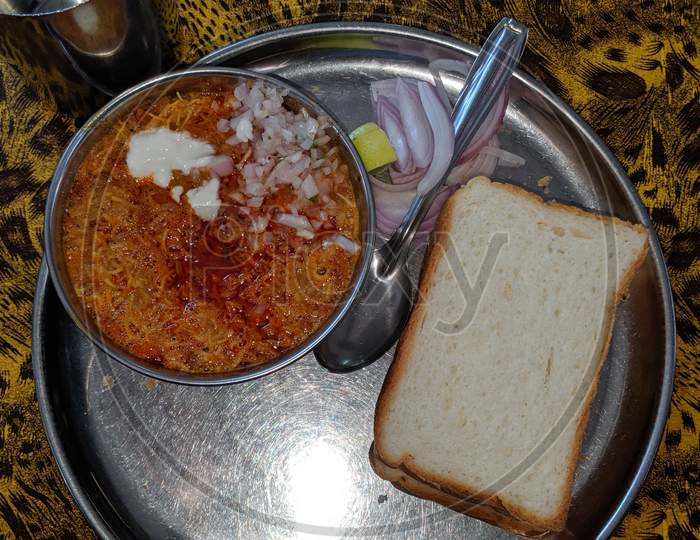 Maharashtrian cuisine -Misal pav.