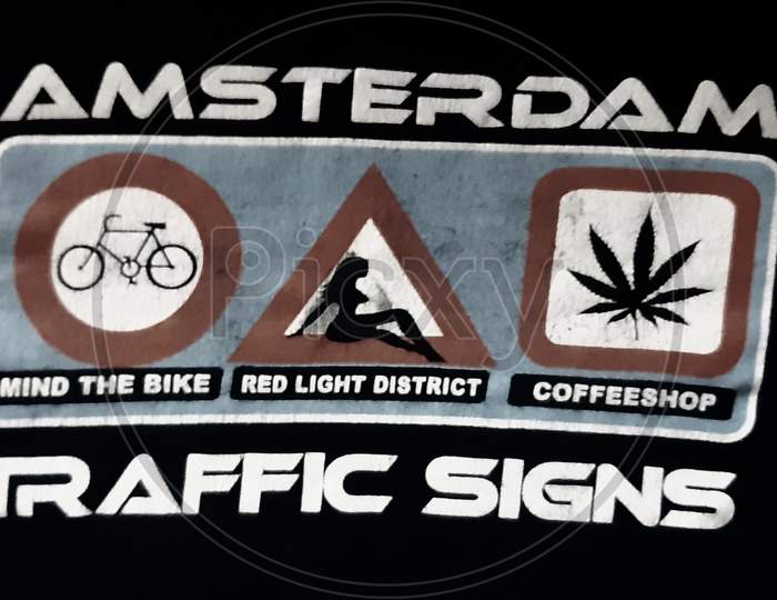 amsterdam traffic sings