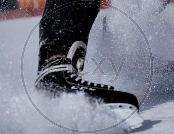 ice skate brake