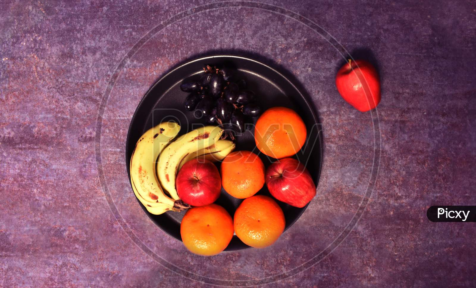 Fruits in a bowl