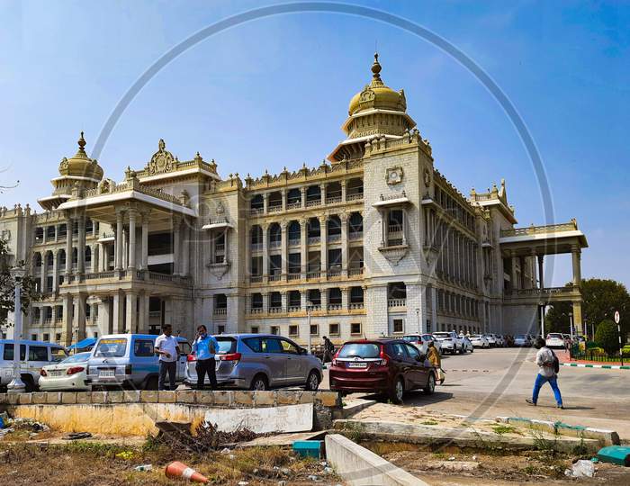 Beautiful Vikasa Soudha And Suvarna Vidhana Soudha, Government Of Karnataka, In Style Described As Mysore Neo-Dravidian, Incorporates Elements Indo-Saracenic