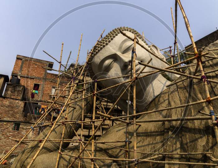 Making The Largest Buddha Statue Of 100 Feet In Kolkata For Buddha Gaya.