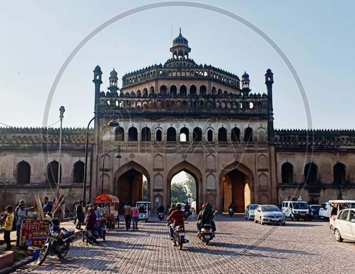 Lucknow Famous Historical Architecture