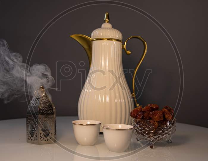 Dates,,Arabic,Coffee,And,Islamic,Lantern,Bowl.,Ramadan,Symbol