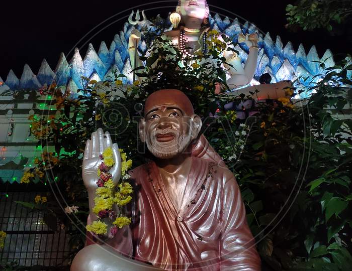Lord Sai baba statue