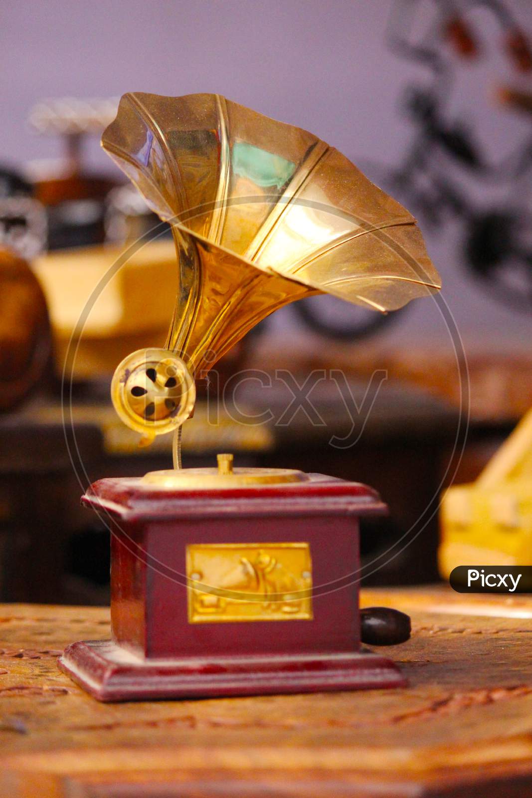 Old Gramophone With Horn Speaker Over Plates