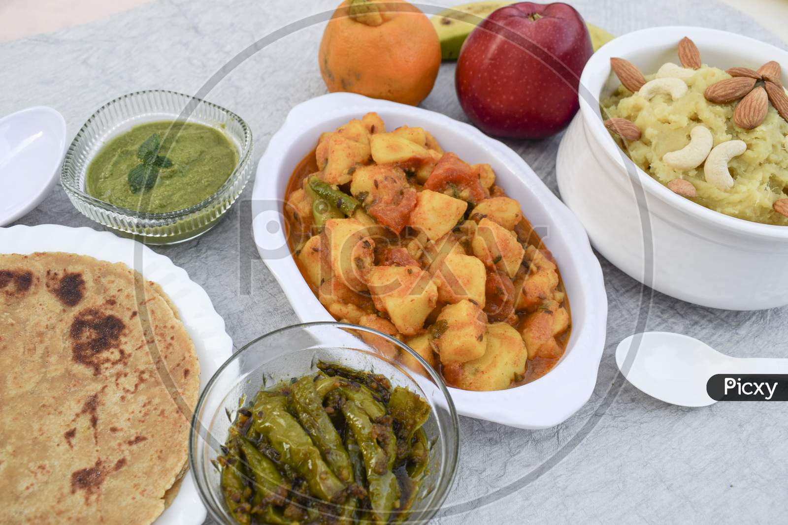 Farali Vrat Ka Khana Whole Full Meals For Lunch And Dinner On Ekadashi, Mahashivratri And Fasting Days For Upavas