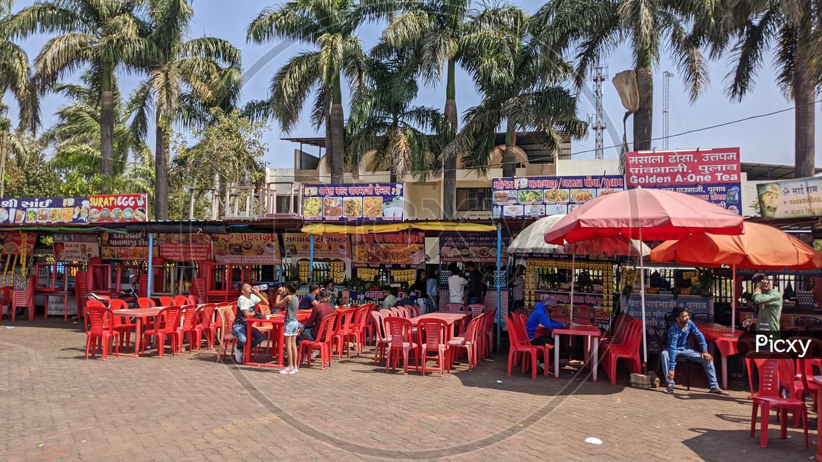 Picnic & Eating Spot In Saputara, Gujarat