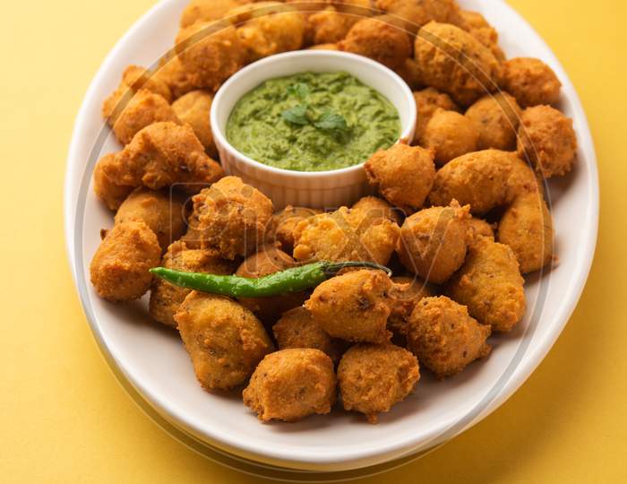 Image of Indian Tasty Moong Dal Vada, Pakora, Bhajiya, Yellow Split ...