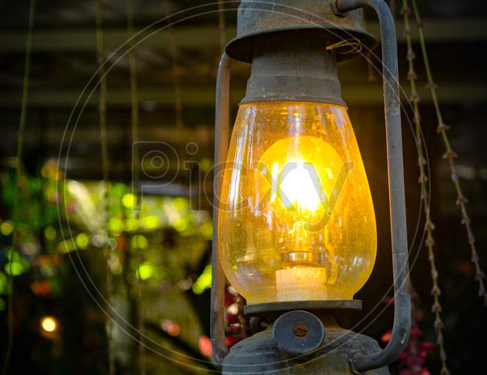 The old lamp which glows