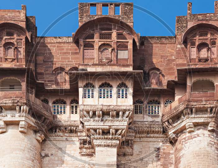 https://bit.ly/3yh5iwE Mehrangarh Fort in Jodhpur, India, Mehrangarh fort is one of the largest forts in india.
