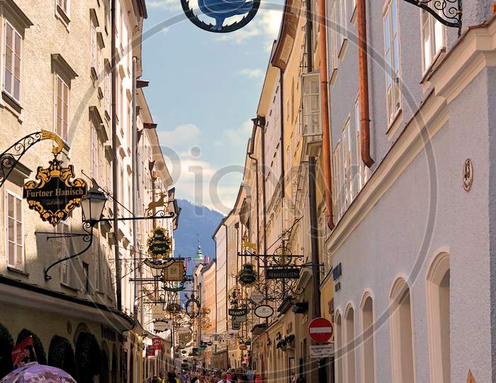 Discovering The City Of Salzburg In Austria 10.6.2018