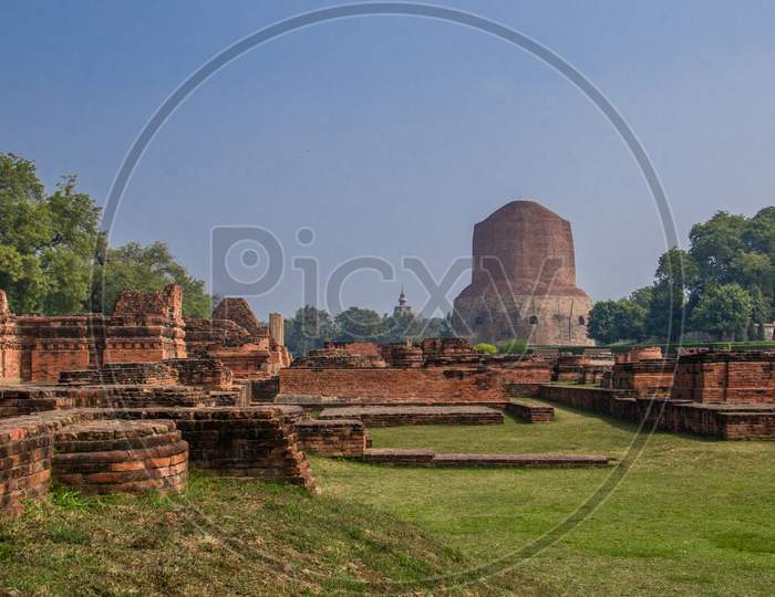 Sarnath Stupa In The Memory Of Buddha