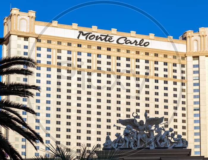 Las Vegas, Nevada/Usa - August 1 : Monte Carlo Hotel In Las Vegas Nevada On August 1, 2011