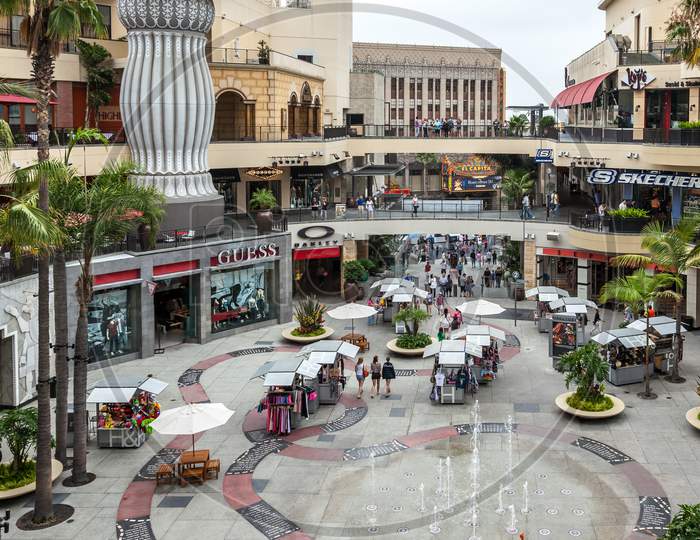 Hollywood And Highland Center Shopping Mall In Hollywood