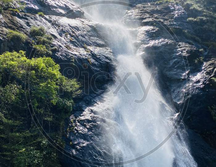 Palaruvi waterfall, kollam kerala
