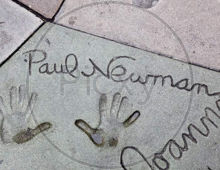 Paul Newman Signature And Handprints Hollywood