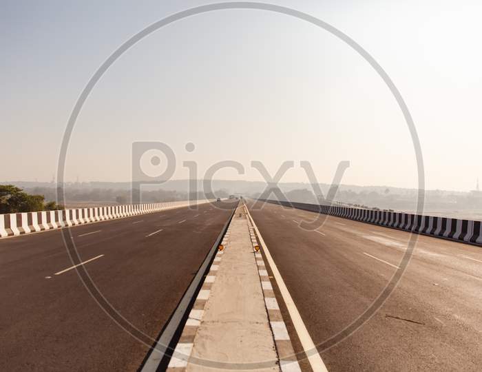 Four-lane bridge on the Mechi River