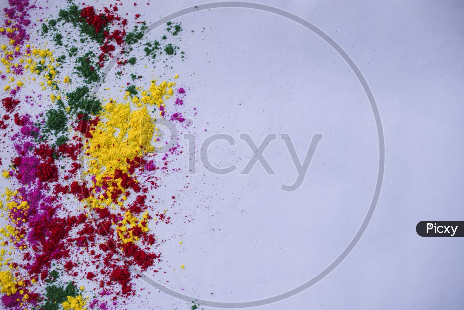 Image of Selective Focus Of Holi Organic Colorss Splattered In Holi  Festivals Holi Colour Powders Vibrant Pink Red Gren And Yellow White  Background Blank Space To Write Text Fonts Holi Themed Wallpaper