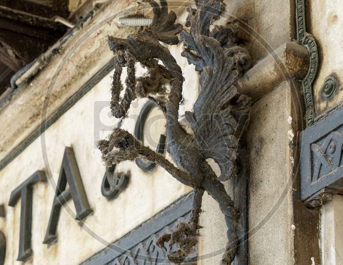 Dragon Emblem Outside A Shop In Venice