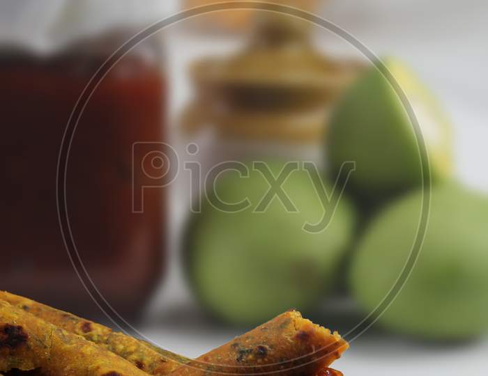 Gujarati raw mango pickle Chundo[Chhundo]