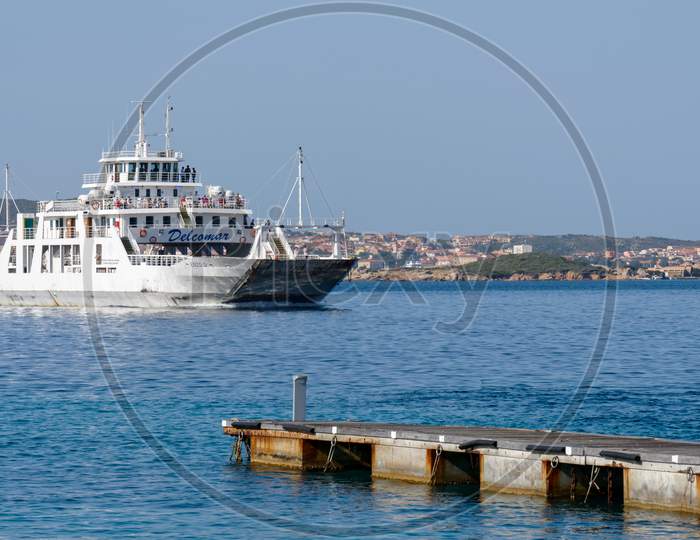 Enzo D Car Ferry Approaching Palau Sardinia