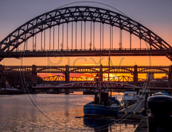 Newcastle Upon Tyne, Tyne And Wear/Uk - January 20 : Sunset Over The Bridges Of Newcastle Upon Tyne, Tyne And Wear On January 20, 2018