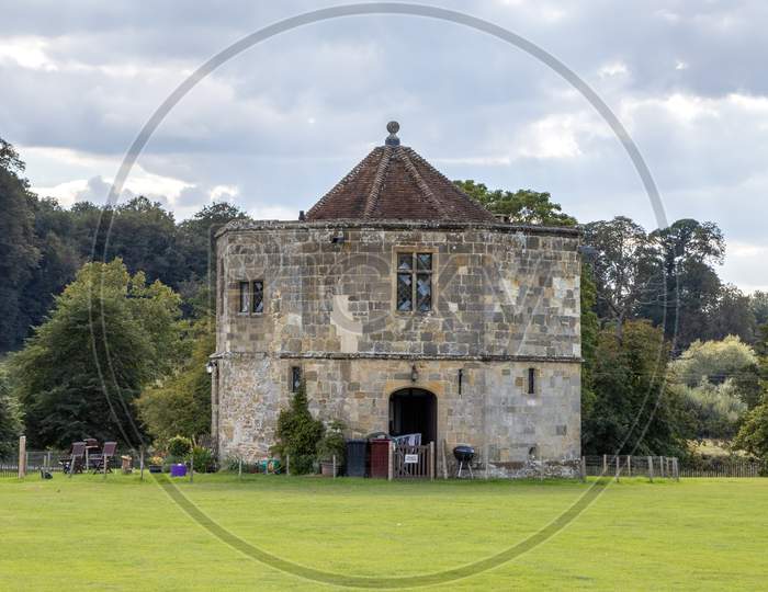 Midhurst, West Sussex/Uk - September 1 : View Of A Building Near The Cowdray Castle Ruins In Midhurst, West Sussex On September 1, 2020