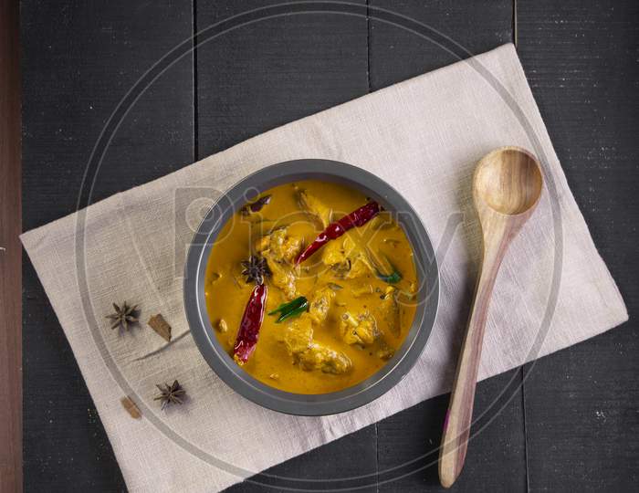 Chicken With Raw Banana Curry (Plantain)