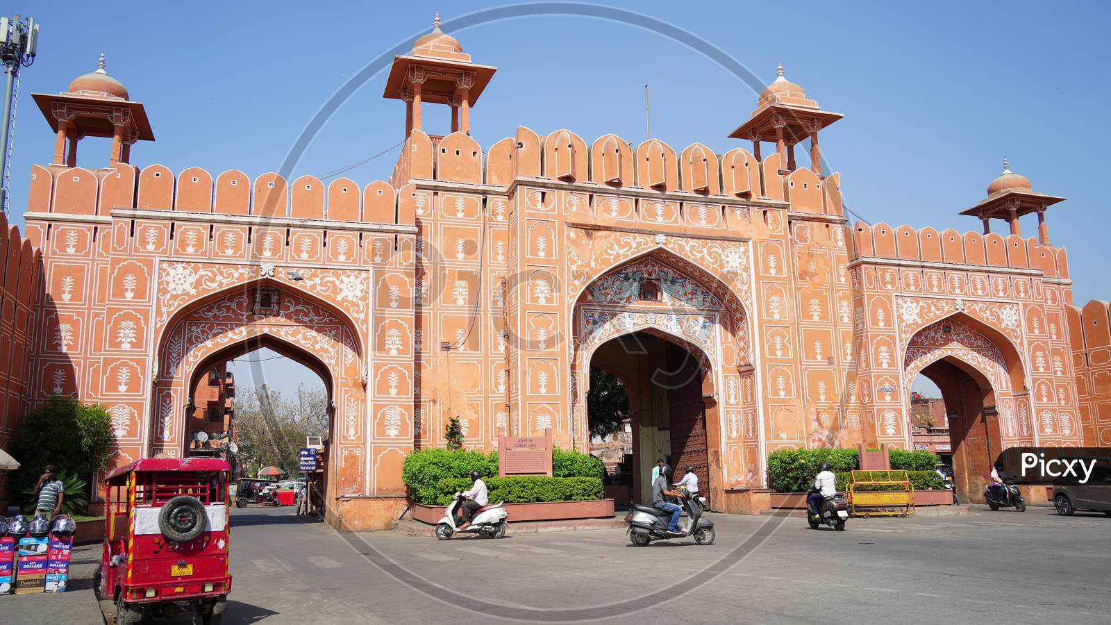 Chandpole Gate Closeup. Adjacent To The Famous Hanumanji Temple With 25 Feet High Dome, Chand Pol Is The Moon Gate .