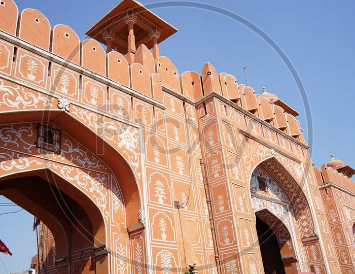 Chandpole Gate In Pink City Jaipur. Historic Ancient Gate With Pink Color In 18 Th Centuary.