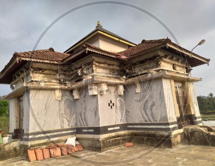 Varanga jain temple