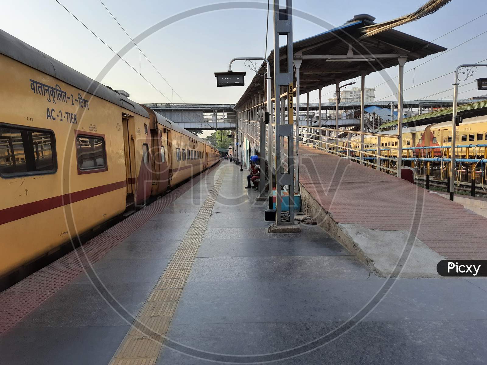 image-of-closeup-of-yesvantpur-junction-railway-station-inside-view-of