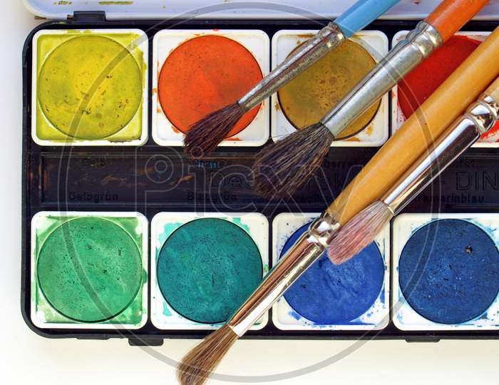 Colours And Brushes