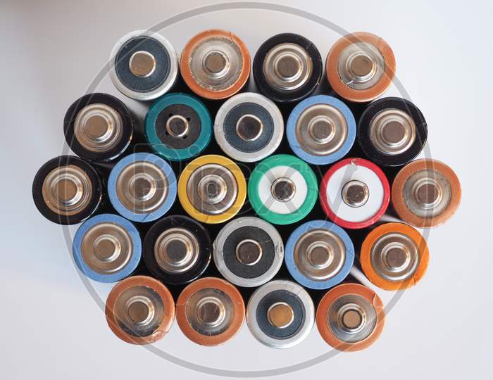 Many Aa Batteries
