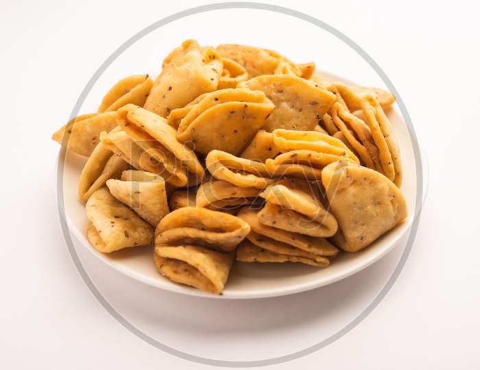 Image of Indian Popular Snack Layered Mathri Or Mathiya-CL079851-Picxy