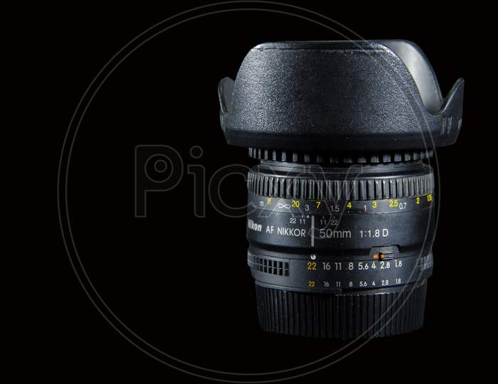 Nikon 50Mm 1.8D Lens For Sharp Photography