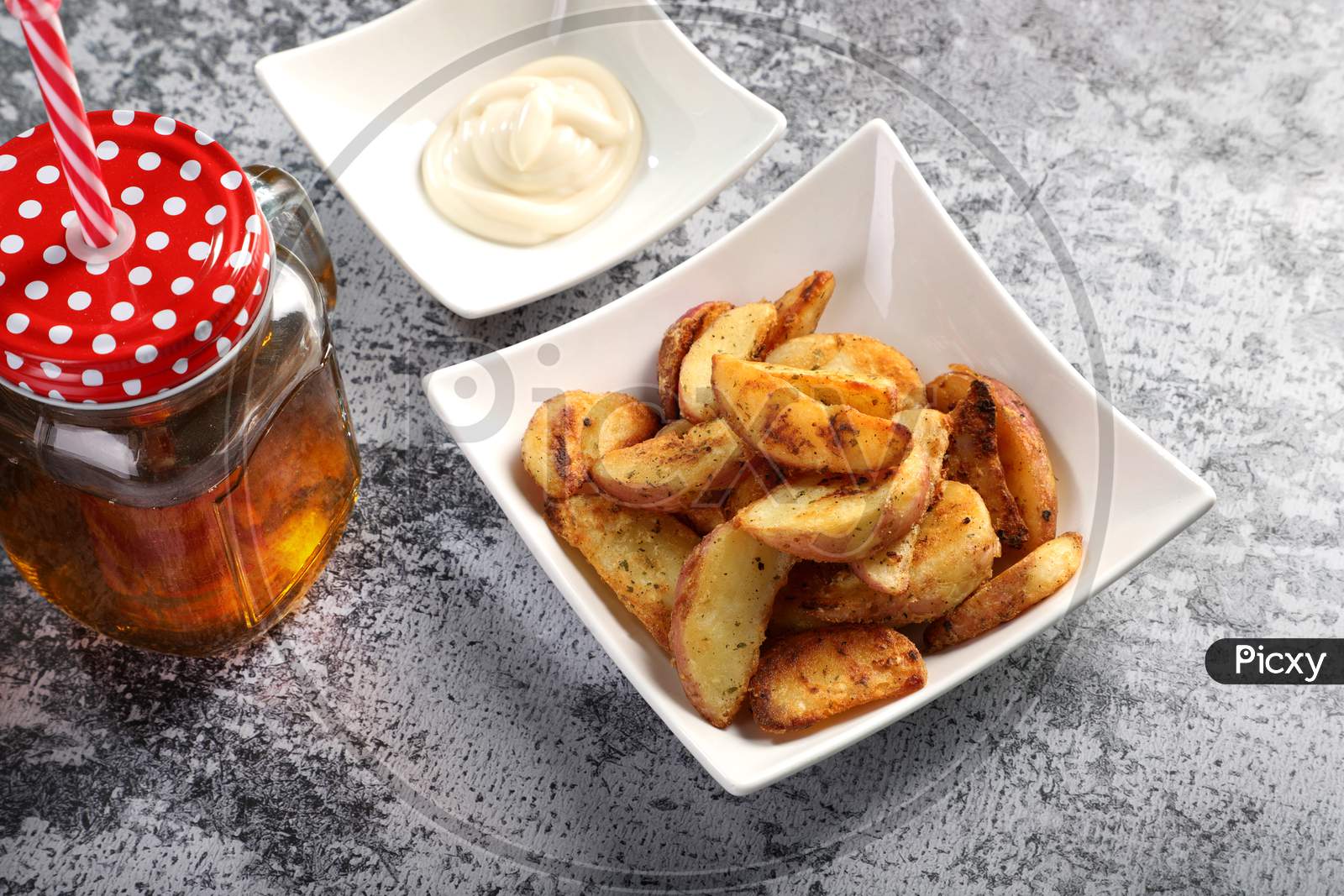 Potato Wedges With Apple Juice / Cold Drink And Mayonnaise Sauce
