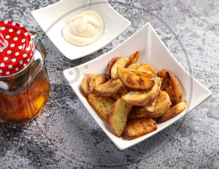 Potato Wedges With Apple Juice / Cold Drink And Mayonnaise Sauce